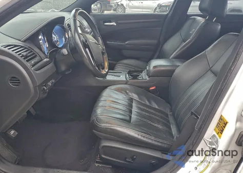 2014 Chrysler 300 S from USA, damaged, VIN 2C3CCABT3EH228695